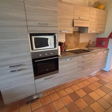 Apartment Garden With Terrace 600m From The Port Saint-Raphael (Var)